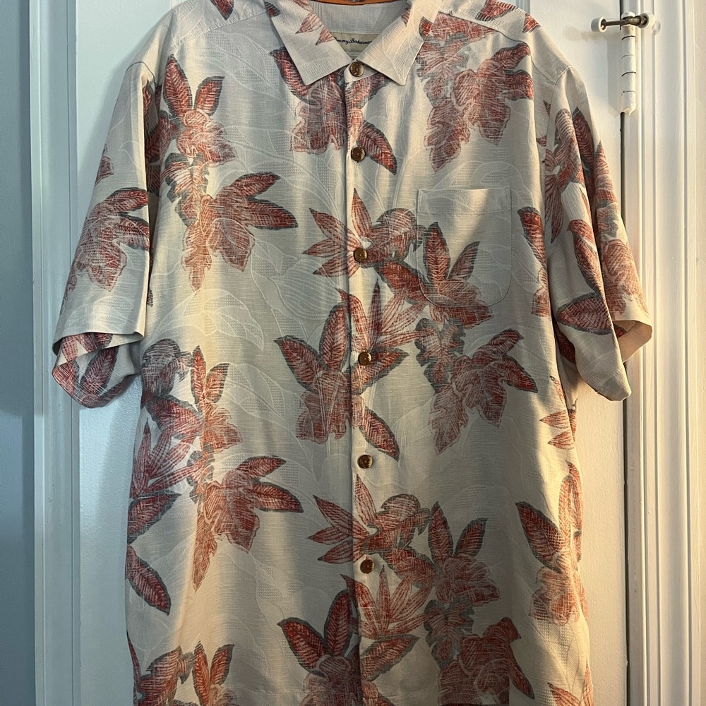 Tommy Bahama Cream and Red Casual Button Down Shirt